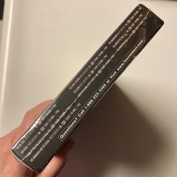 John Wayne Film Collection: DVD, Box Set - VOLUMES 1 & 2 - NEW SEALED NIB - Picture 6 of 9